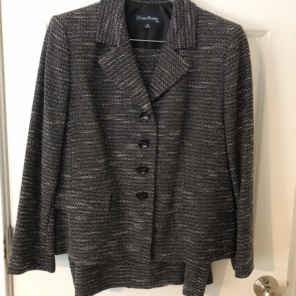 Evan-Picone Petite suit